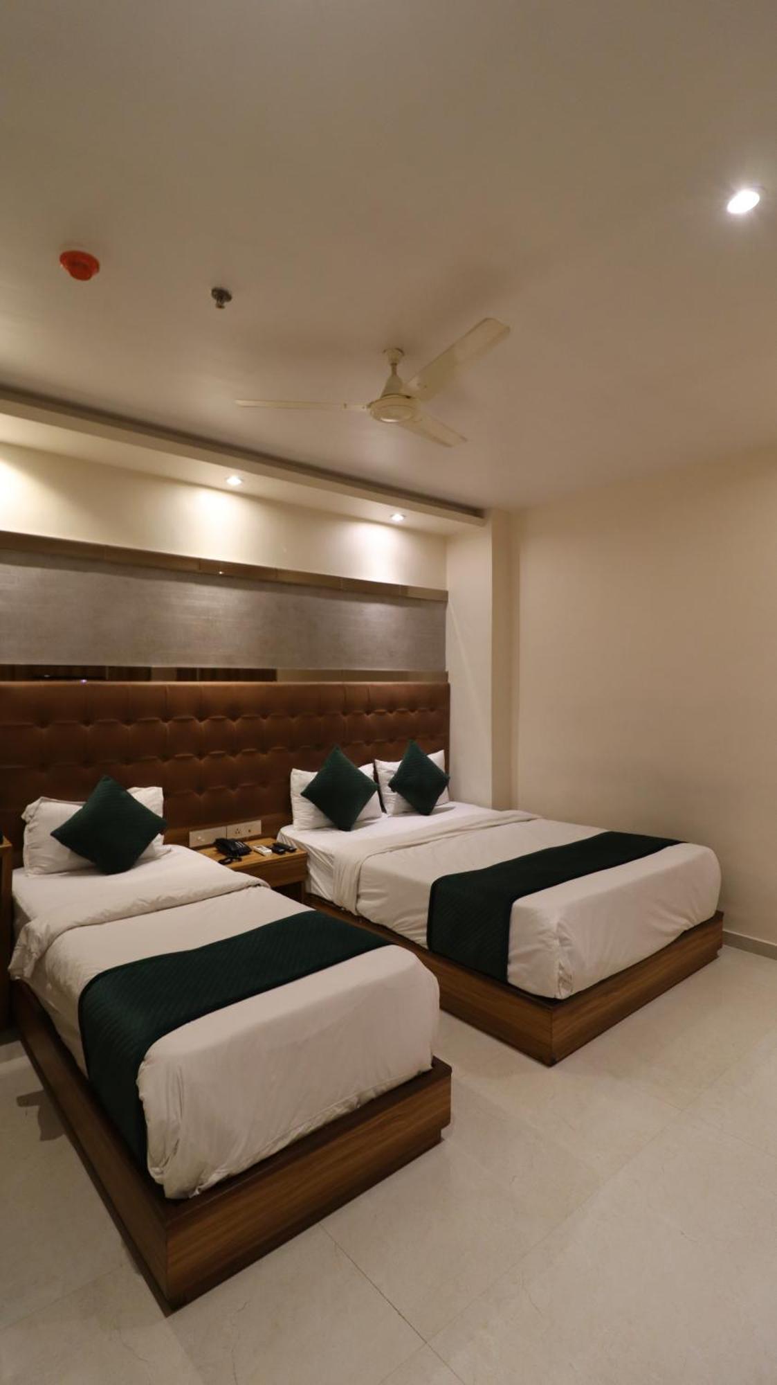 Hotel Bkc Garden - Near Us Embassy Bkc Mumbai Eksteriør bilde