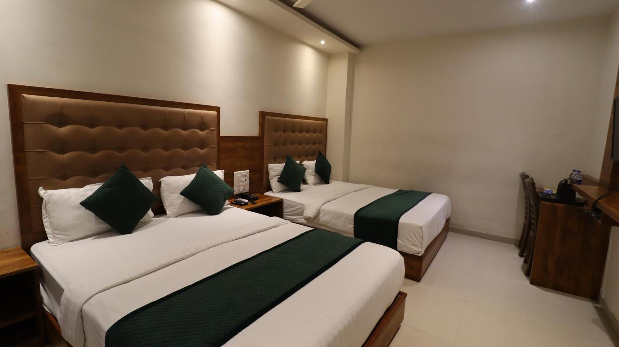 Hotel Bkc Garden - Near Us Embassy Bkc Mumbai Eksteriør bilde