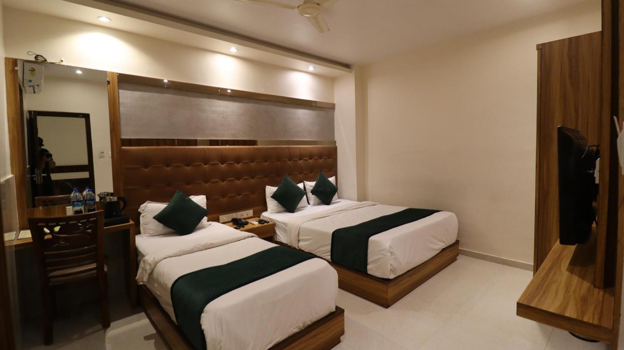 Hotel Bkc Garden - Near Us Embassy Bkc Mumbai Eksteriør bilde