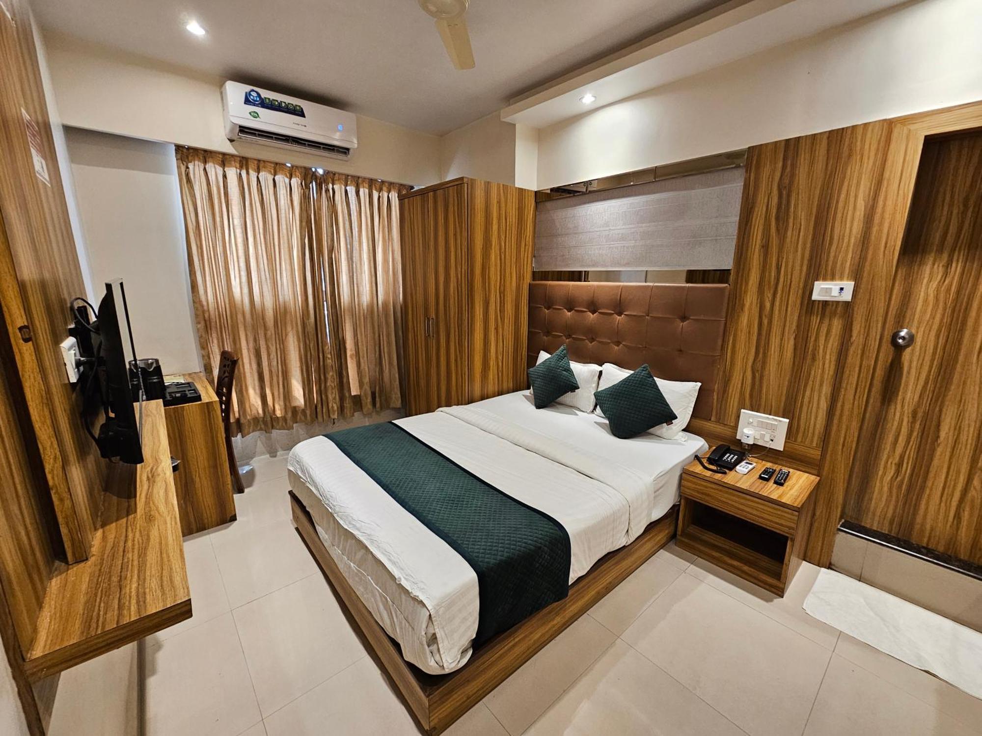 Hotel Bkc Garden - Near Us Embassy Bkc Mumbai Eksteriør bilde