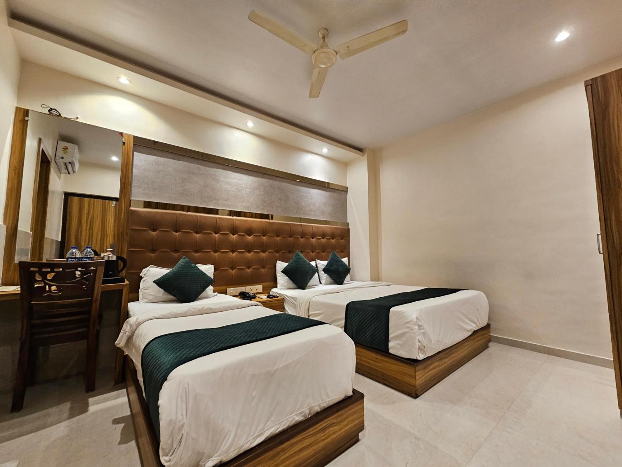 Hotel Bkc Garden - Near Us Embassy Bkc Mumbai Eksteriør bilde